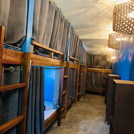 Jaydy Hostel 卢纳将军城 外观 照片