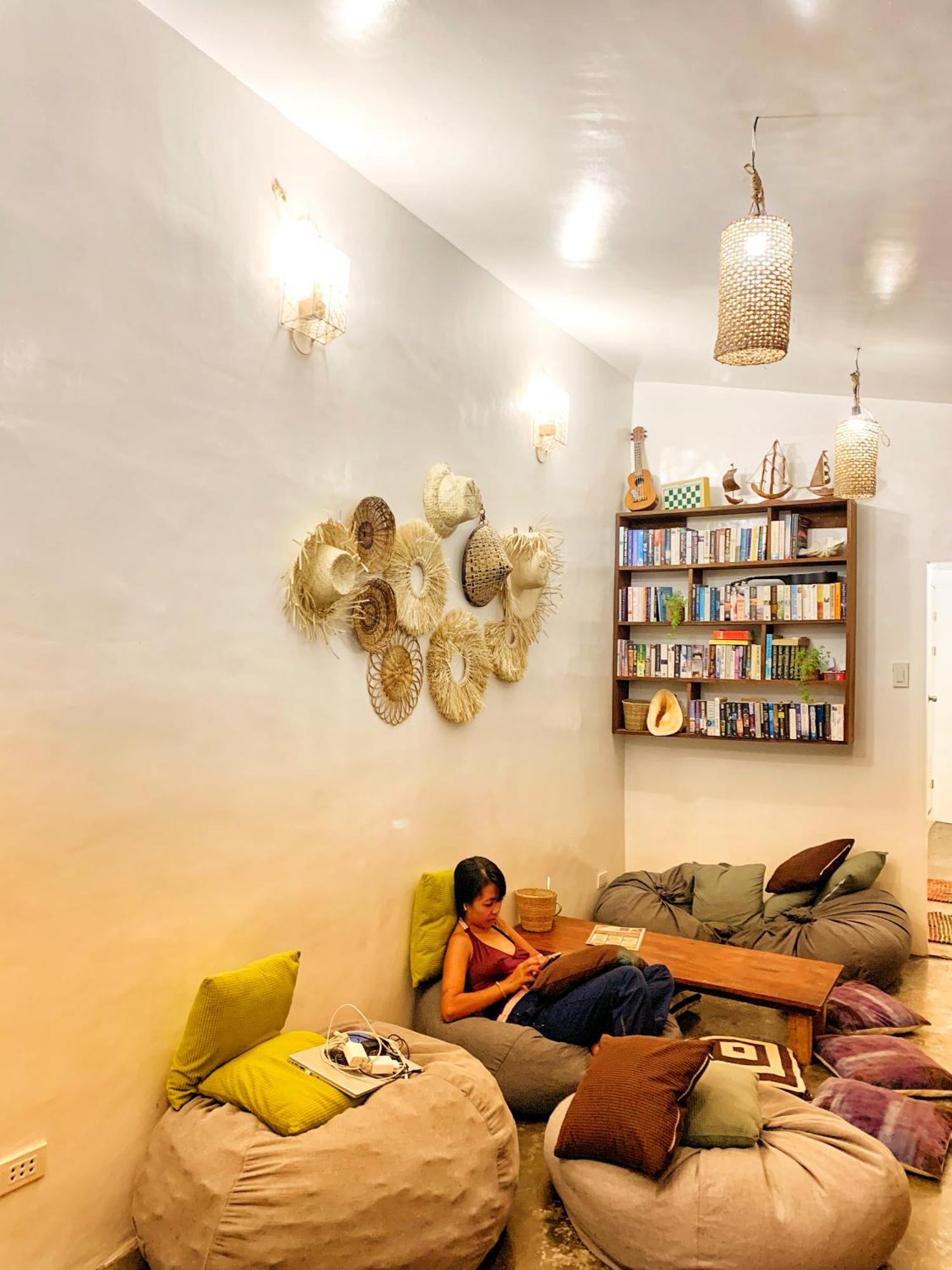 Jaydy Hostel 卢纳将军城 外观 照片